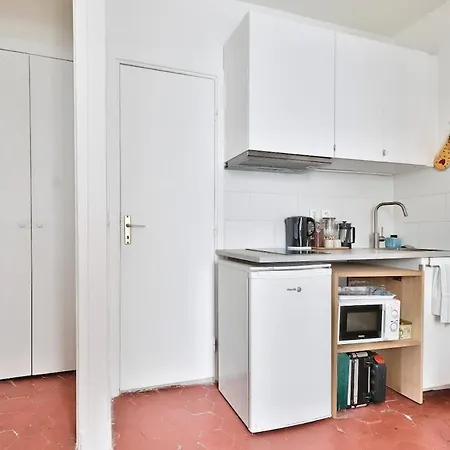 Lovely Place De La Bastille *