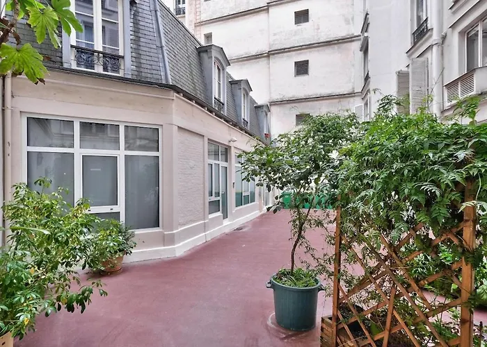 Appartement Lovely Place De La Bastille Parijs